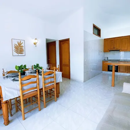 Live Abades Playa Chica & Terrace Apartamento *